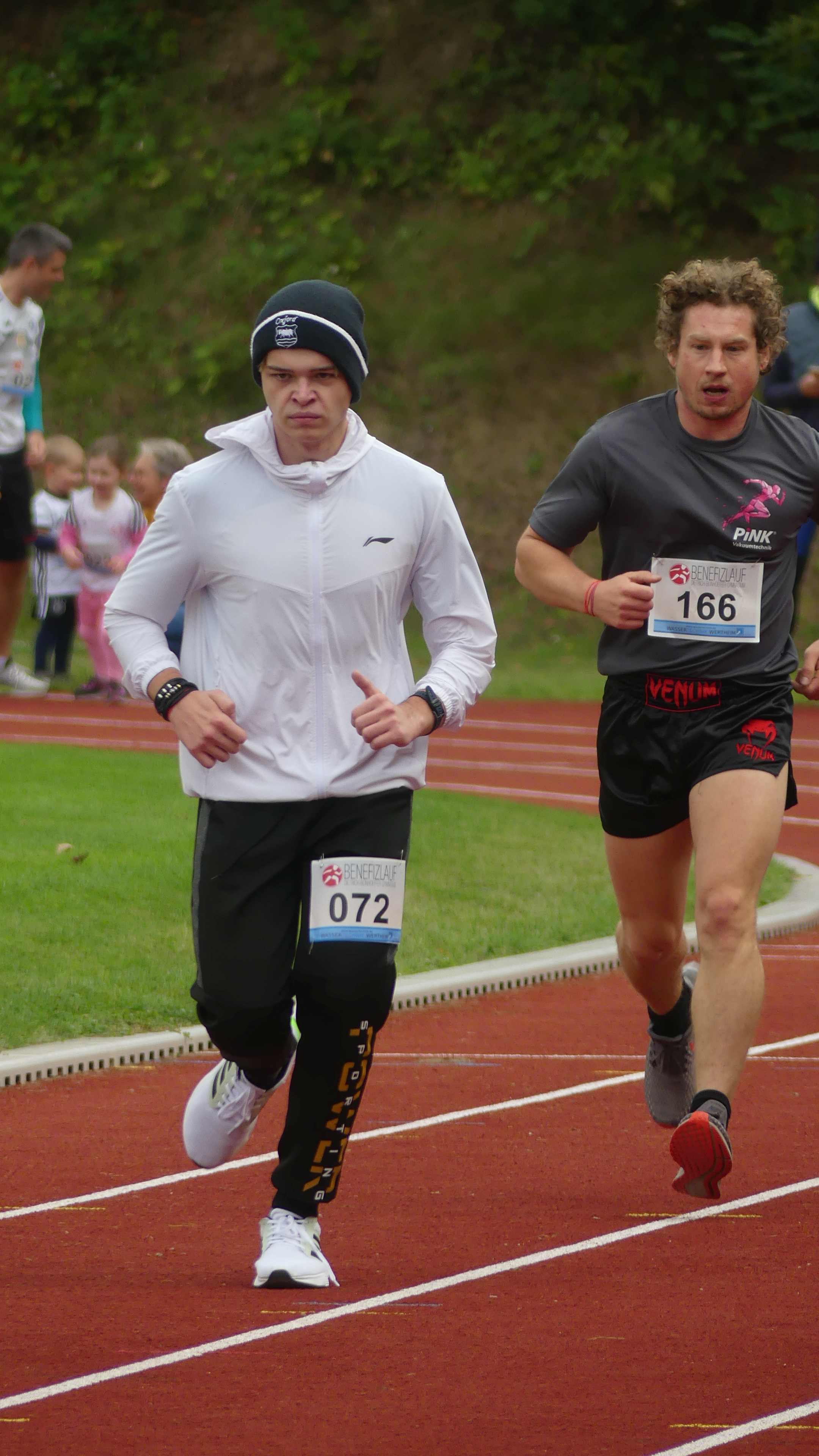 Bild vom 14. Benefizlauf im Jahr 2024. Dies ist das 39. Bild.